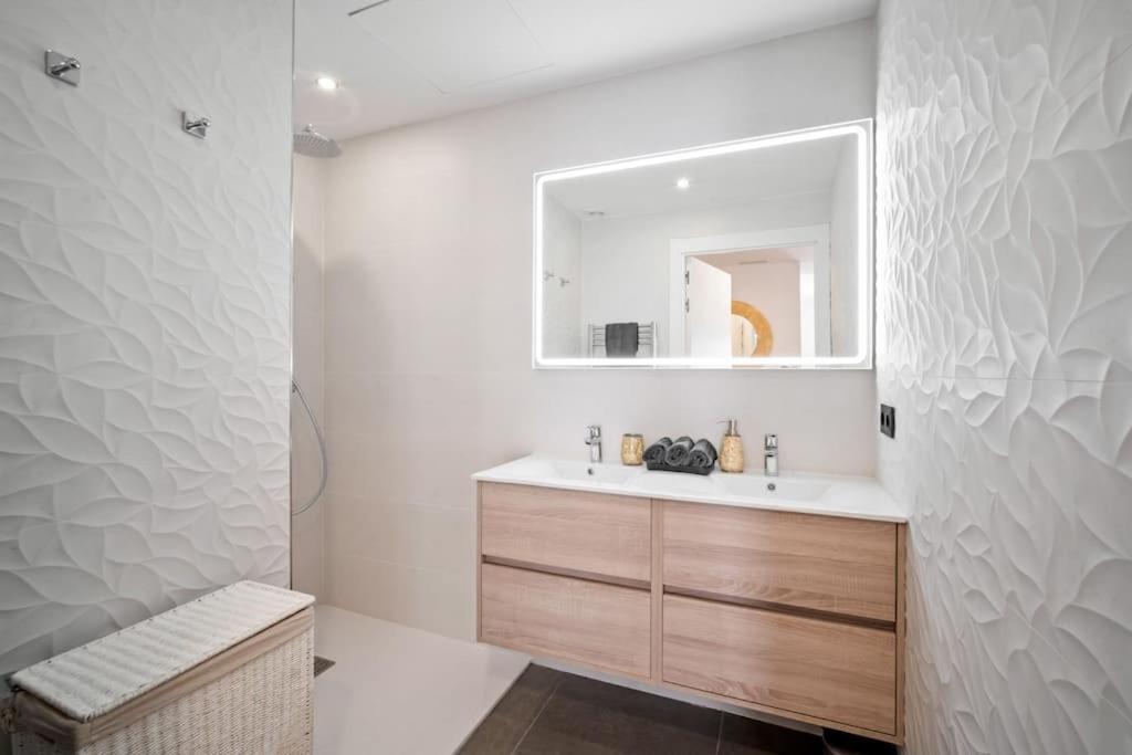Puerto Banus Luxurious Apartment In The Heart Of The Port Marbella Ngoại thất bức ảnh