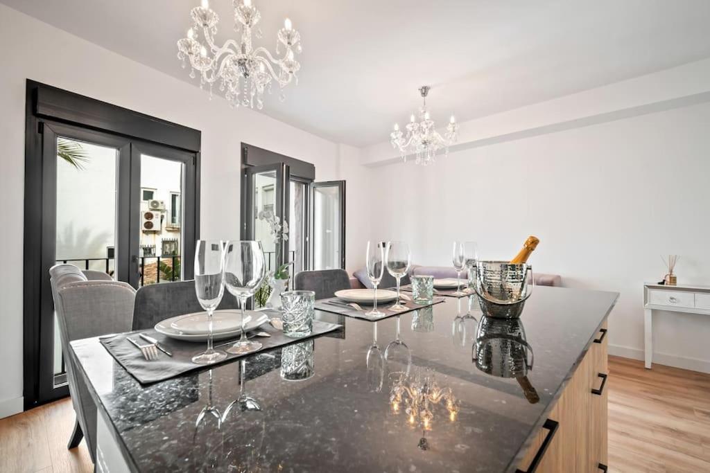 Puerto Banus Luxurious Apartment In The Heart Of The Port Marbella Ngoại thất bức ảnh